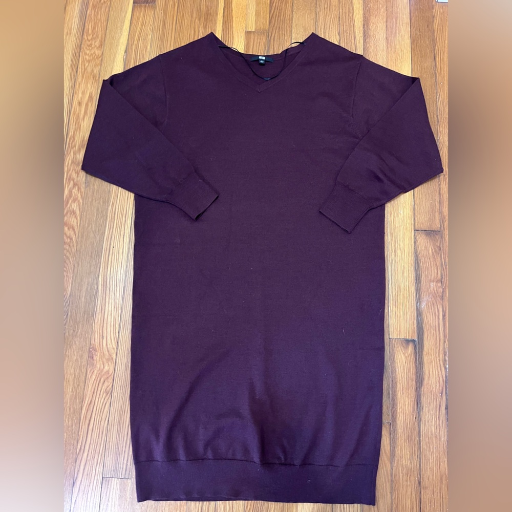 Uniqlo Maroon Knit Garment